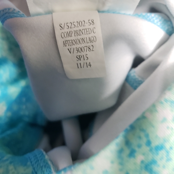 Old Navy Active Capris pant - Picture 4 of 8